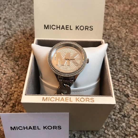 Michael Kors watch - Picture 8 of 8